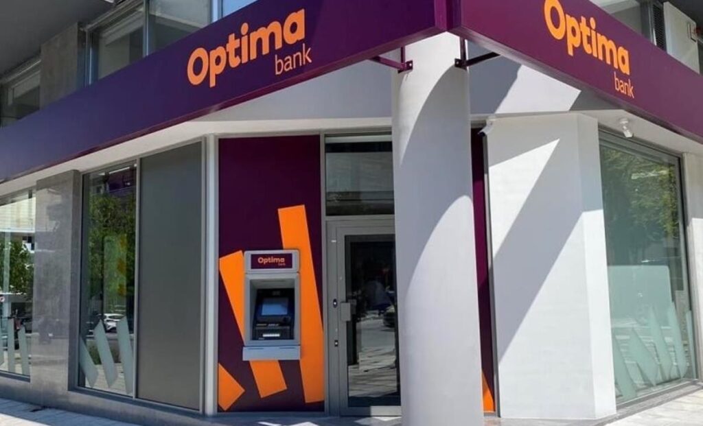 Does Optima Bank Work In America