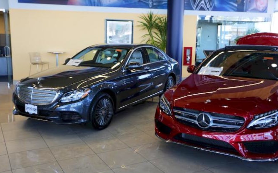 Does Mercedes Benz Dealership In The US Still Offer Loaner Vehicle For Customers Doing A Service