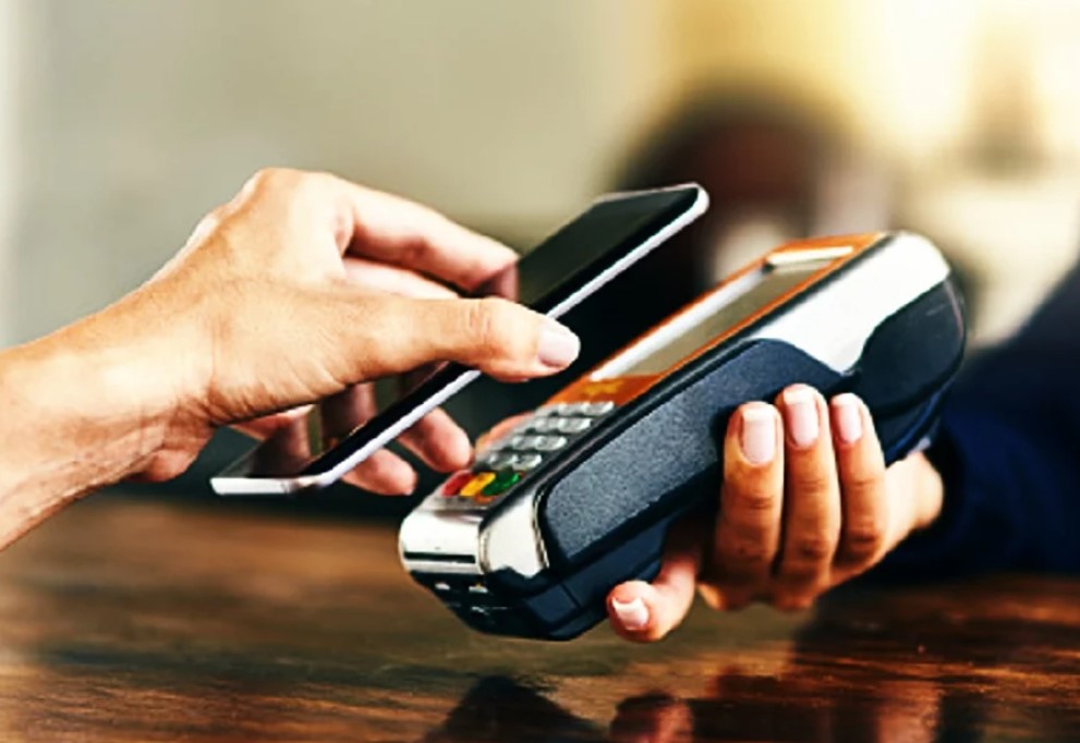 Digital Wallets for Managing Household Expenses