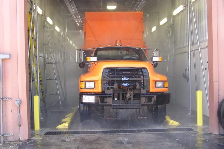 How To Start A Truck Wash Business