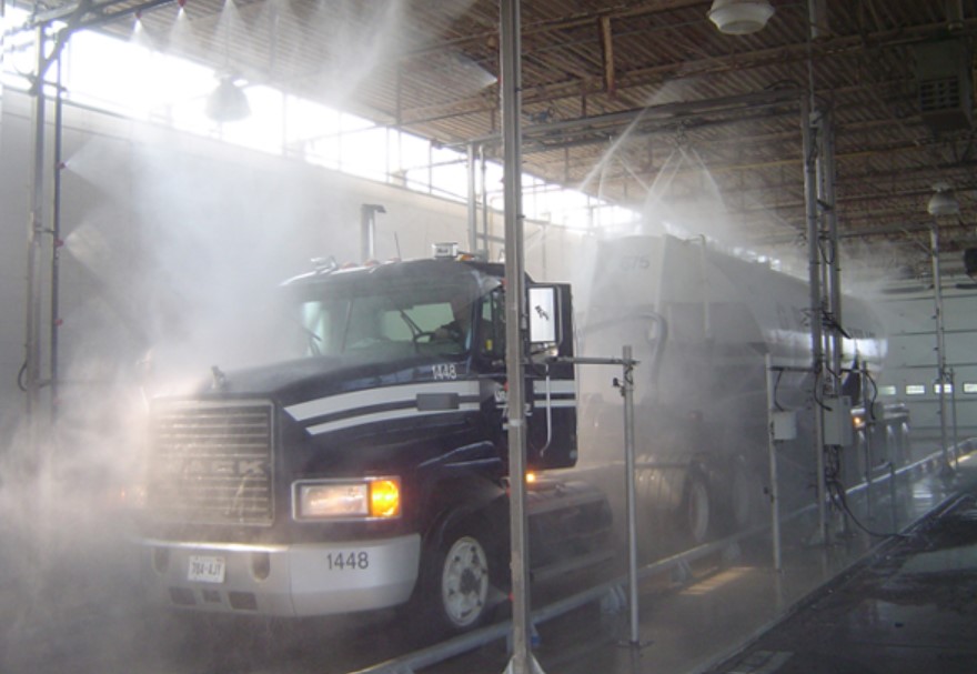 How to Ensure Quality Control and Customer Satisfaction in a Vehicle Wash Business